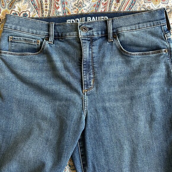 Eddie Bauer Voyager High-Rise Bootcut Jeans - Picture 3 of 13